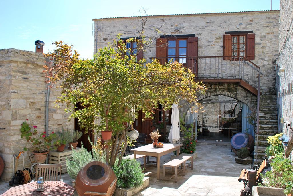 בית הארחה Vavla Rustic Retreat מראה חיצוני תמונה