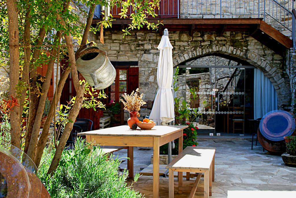 בית הארחה Vavla Rustic Retreat מראה חיצוני תמונה